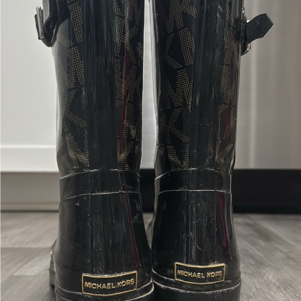 Michael Kors Black Rain Boots for Woman - Picture 2 of 3
